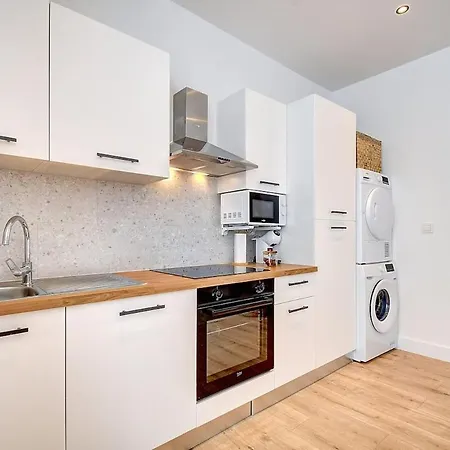 - Solvay - Cosy & Modern Flat